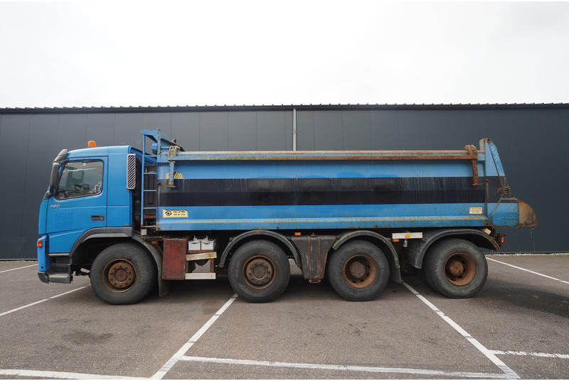 Terberg FM 1850-T 420 8x4 TIPPER 575.600KM - Billenőplatós teherautó: 1 kép. Terberg FM 1850-T 420 8x4 TIPPER 575.600KM - Billenőplatós teherautó: 1 kép.