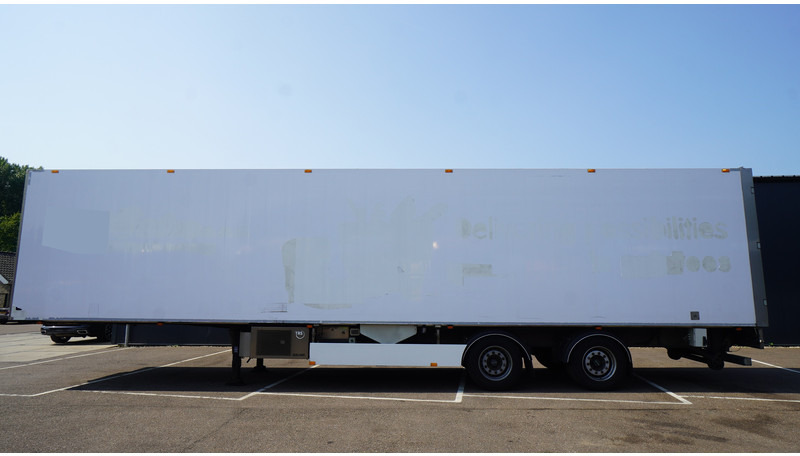 Van Eck 2 AXLE FRIGO CHAIN SYSTEM FLOOR TRAILER - Félpótkocsi hűtős: 1 kép. Van Eck 2 AXLE FRIGO CHAIN SYSTEM FLOOR TRAILER - Félpótkocsi hűtős: 1 kép.