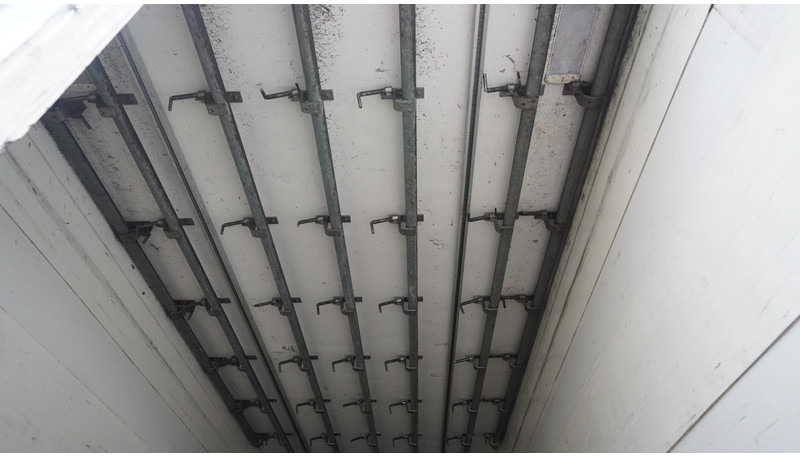 Van Eck 3 AXLE FRIGO WITH MEAT HOOK SYSTEM - Félpótkocsi hűtős: 4 kép. Van Eck 3 AXLE FRIGO WITH MEAT HOOK SYSTEM - Félpótkocsi hűtős: 4 kép.