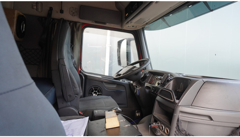 Volvo FM 450 8X4 FLATBED WITH GORMACH 3400E6 CRANE - Darus autó: 5 kép. Volvo FM 450 8X4 FLATBED WITH GORMACH 3400E6 CRANE - Darus autó: 5 kép.