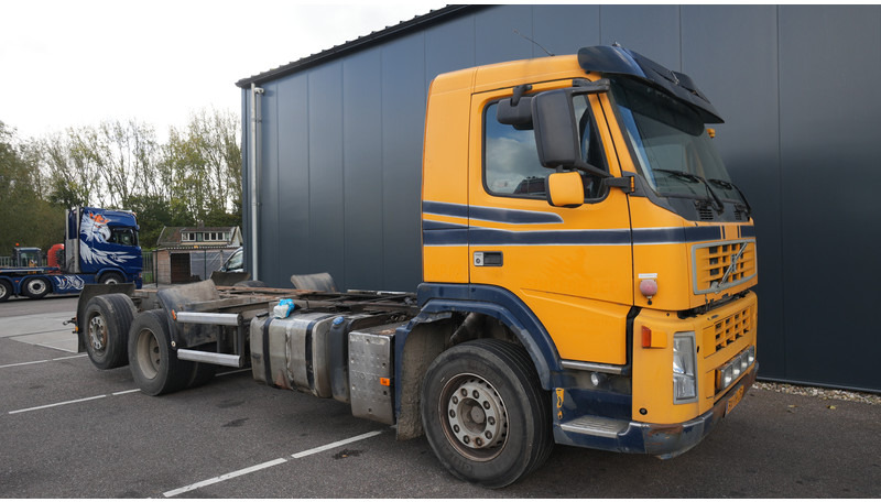 Volvo FM9 340 6X2 CHASSIS EURO 5 480000KM - Alvaz teherautó: 4 kép. Volvo FM9 340 6X2 CHASSIS EURO 5 480000KM - Alvaz teherautó: 4 kép.