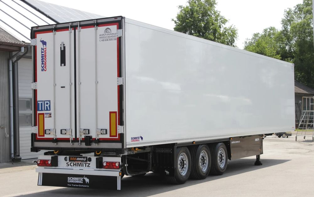 Schmitz Cargobull FP 60 V7 Thermo King SLXi 300 / TYLKO 3 566 MTG** / JAK NOWA / ŚCIANA 7 CM / - Félpótkocsi hűtős: 2 kép. Schmitz Cargobull FP 60 V7 Thermo King SLXi 300 / TYLKO 3 566 MTG** / JAK NOWA / ŚCIANA 7 CM / - Félpótkocsi hűtős: 2 kép.