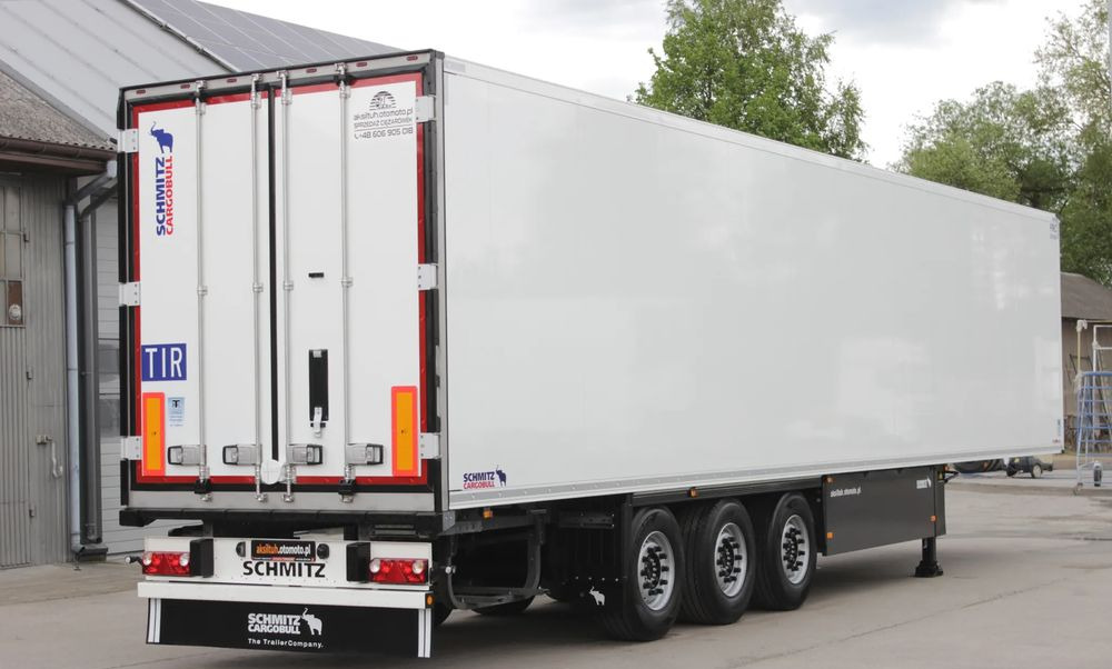 Schmitz Cargobull Thermo King SLXi 300 / **1880 MTG** / JAK NOWA / FP 60 ŚCIANA 7 CM / - Félpótkocsi hűtős: 2 kép. Schmitz Cargobull Thermo King SLXi 300 / **1880 MTG** / JAK NOWA / FP 60 ŚCIANA 7 CM / - Félpótkocsi hűtős: 2 kép.
