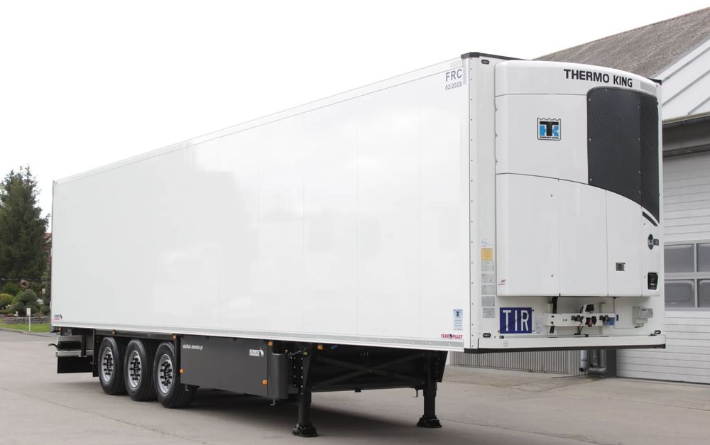 Schmitz Cargobull Thermo King SLXi 300 / **1880 MTG** / JAK NOWA / FP 60 ŚCIANA 7 CM / - Félpótkocsi hűtős: 3 kép. Schmitz Cargobull Thermo King SLXi 300 / **1880 MTG** / JAK NOWA / FP 60 ŚCIANA 7 CM / - Félpótkocsi hűtős: 3 kép.