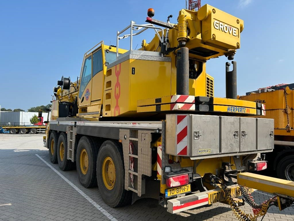 Grove GMK 4100L-1 - Terepjáró autódaru: 4 kép. Grove GMK 4100L-1 - Terepjáró autódaru: 4 kép.