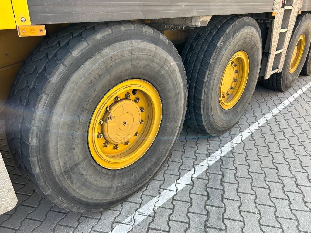 Grove GMK 4100L-1 - Terepjáró autódaru: 5 kép. Grove GMK 4100L-1 - Terepjáró autódaru: 5 kép.