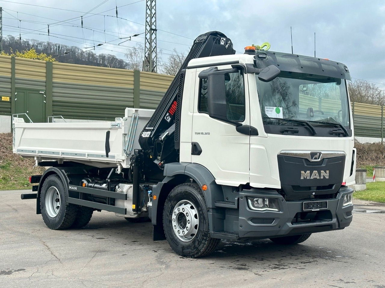Billenőplatós teherautó, Darus autó MAN TGM 18.320 4x2 Euro6e  Hiab X-HiDuo 138DS-3: 9 kép.