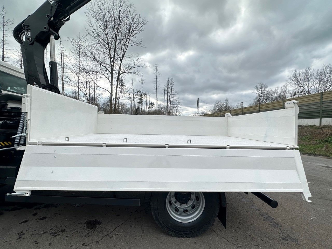 Billenőplatós teherautó, Darus autó MAN TGM 18.320 4x2 Euro6e  Hiab X-HiDuo 138DS-3: 18 kép.