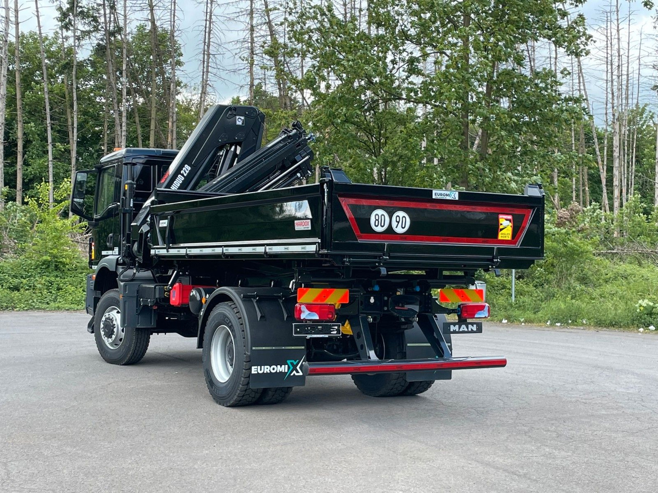 MAN TGM 18.320 4x4 Euro6e Hiab X Hiduo 228-4 - Billenőplatós teherautó, Darus autó: 5 kép. MAN TGM 18.320 4x4 Euro6e Hiab X Hiduo 228-4 - Billenőplatós teherautó, Darus autó: 5 kép.