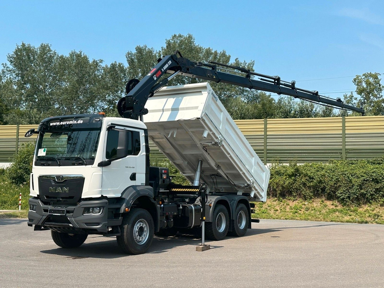 MAN TGS 33.440 6x4 /3-Seiten- Kipper / HIAB 228-6 - Billenőplatós teherautó, Darus autó: 5 kép. MAN TGS 33.440 6x4 /3-Seiten- Kipper / HIAB 228-6 - Billenőplatós teherautó, Darus autó: 5 kép.