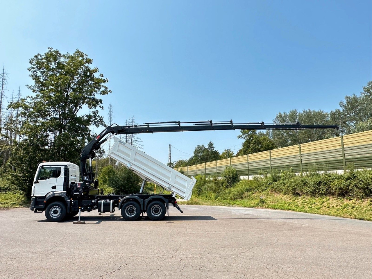 MAN TGS 33.440 6x4 /3-Seiten- Kipper / HIAB 228-6 - Billenőplatós teherautó, Darus autó: 5 kép. MAN TGS 33.440 6x4 /3-Seiten- Kipper / HIAB 228-6 - Billenőplatós teherautó, Darus autó: 5 kép.