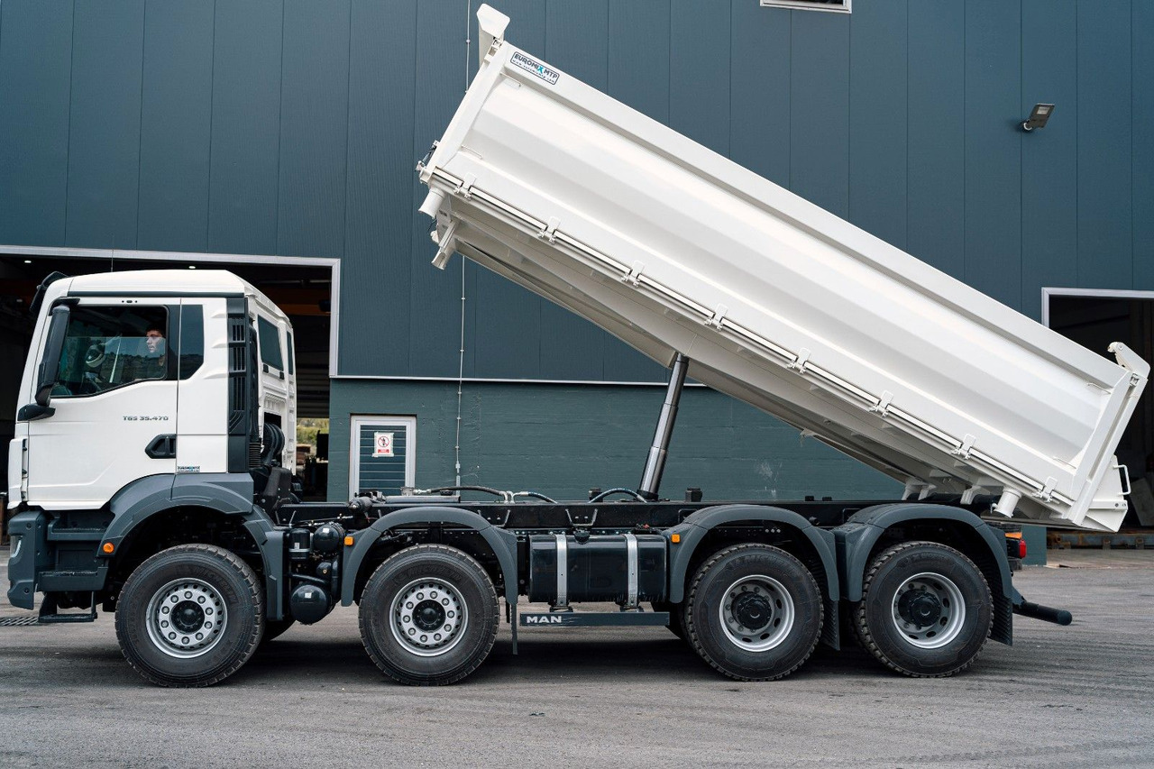 MAN TGS 35.470 BB 8X4 3-Seiten-Kipper EuromixMTP - Billenőplatós teherautó: 3 kép. MAN TGS 35.470 BB 8X4 3-Seiten-Kipper EuromixMTP - Billenőplatós teherautó: 3 kép.
