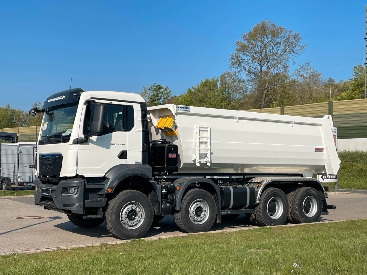 MAN TGS 35.470 BB 8X4 Mulden Kipper 10X Vorhanden - Billenőplatós teherautó: 4 kép. MAN TGS 35.470 BB 8X4 Mulden Kipper 10X Vorhanden - Billenőplatós teherautó: 4 kép.
