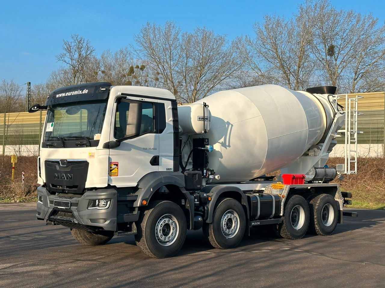 MAN TGS 37.480 8x4 EuromixMTP EM 10 L - Betonmixer: 2 kép. MAN TGS 37.480 8x4 EuromixMTP EM 10 L - Betonmixer: 2 kép.