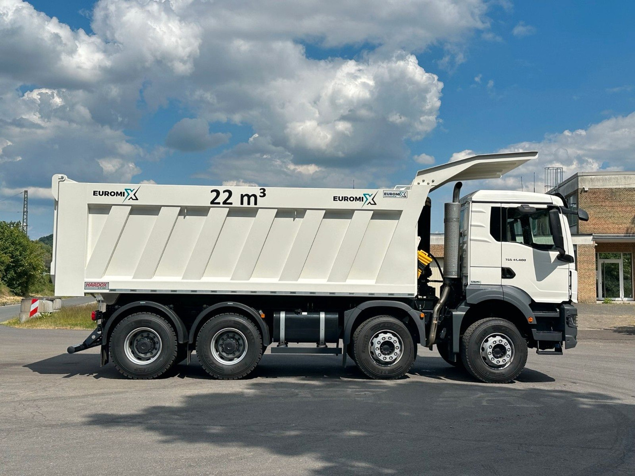 Billenőplatós teherautó MAN TGS 41.400 8x4 / EUROMIX MTP 22m³/  Eckige Mulde: 7 kép.