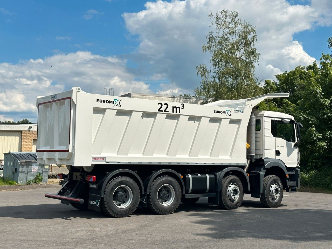 Billenőplatós teherautó MAN TGS 41.400 8x4 / EUROMIX MTP 22m³/  Eckige Mulde: 6 kép.