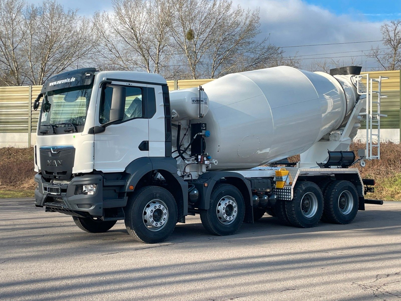 MAN TGS 41.400 8x4 / EuromixMTP EM 10m³ R/ EURO 5 - Betonmixer: 4 kép. MAN TGS 41.400 8x4 / EuromixMTP EM 10m³ R/ EURO 5 - Betonmixer: 4 kép.
