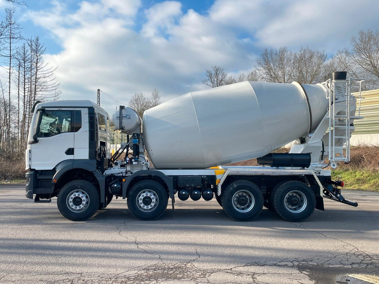 MAN TGS 41.400 8x4 / EuromixMTP EM 10m³ R/ EURO 5 - Betonmixer: 5 kép. MAN TGS 41.400 8x4 / EuromixMTP EM 10m³ R/ EURO 5 - Betonmixer: 5 kép.