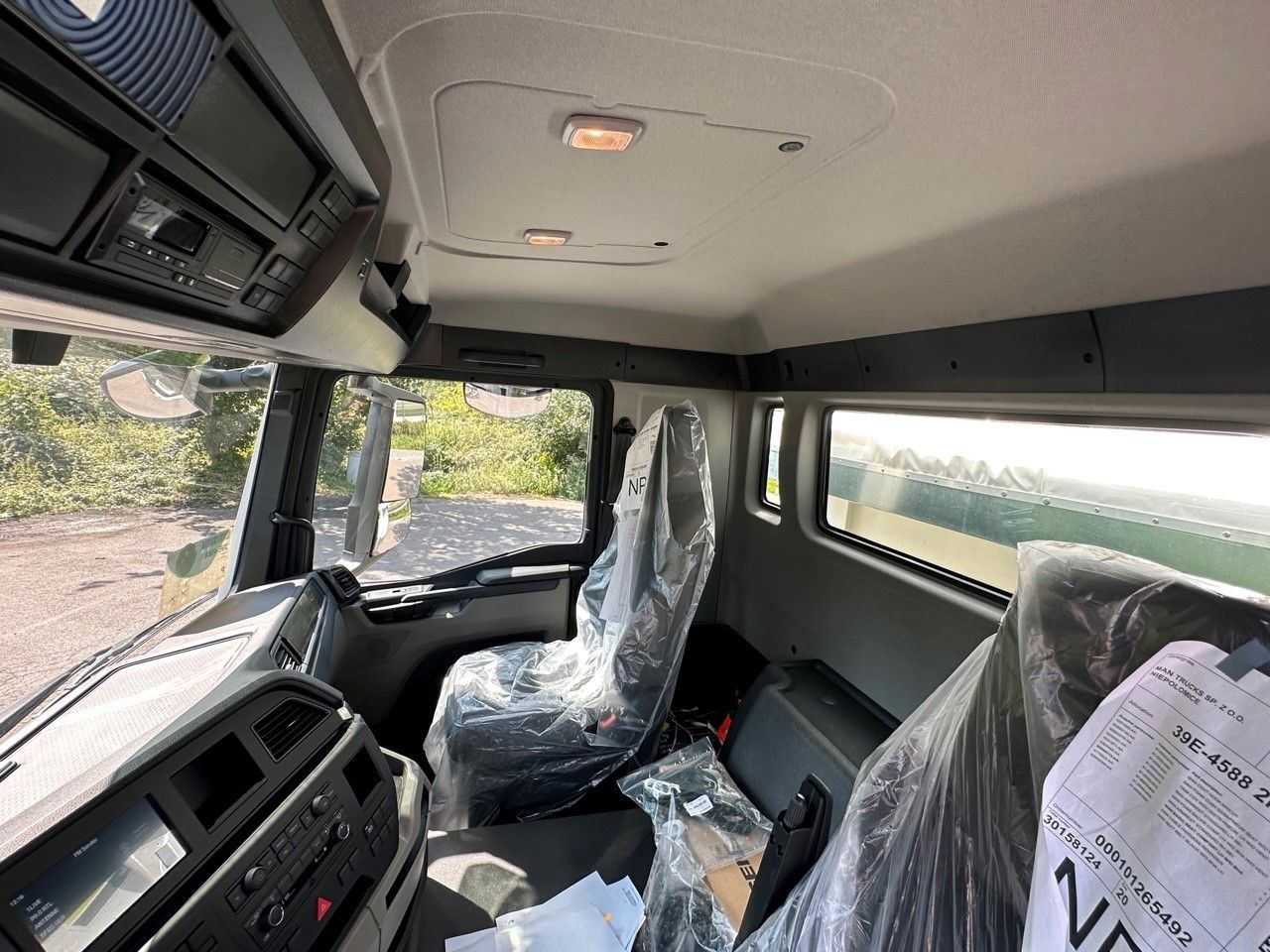MAN TGS 41.440 8x4 EuromixMTP 3-Seiten-Kipper - Billenőplatós teherautó: 5 kép. MAN TGS 41.440 8x4 EuromixMTP 3-Seiten-Kipper - Billenőplatós teherautó: 5 kép.