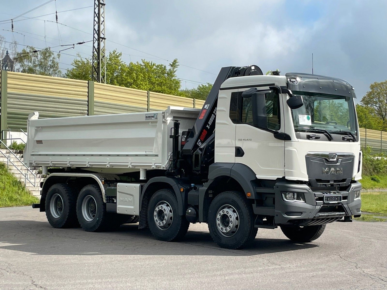 Billenőplatós teherautó, Darus autó MAN TGS 41.480 8x4/Euro6e Euromix Kipper Hiab 228-6: 8 kép.