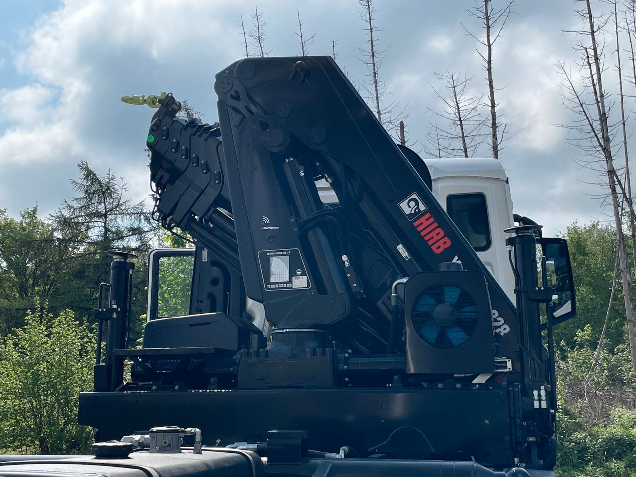 Billenőplatós teherautó, Darus autó MAN TGS 41.480 8x4/Euro6e Euromix Kipper Hiab 228-6: 25 kép.