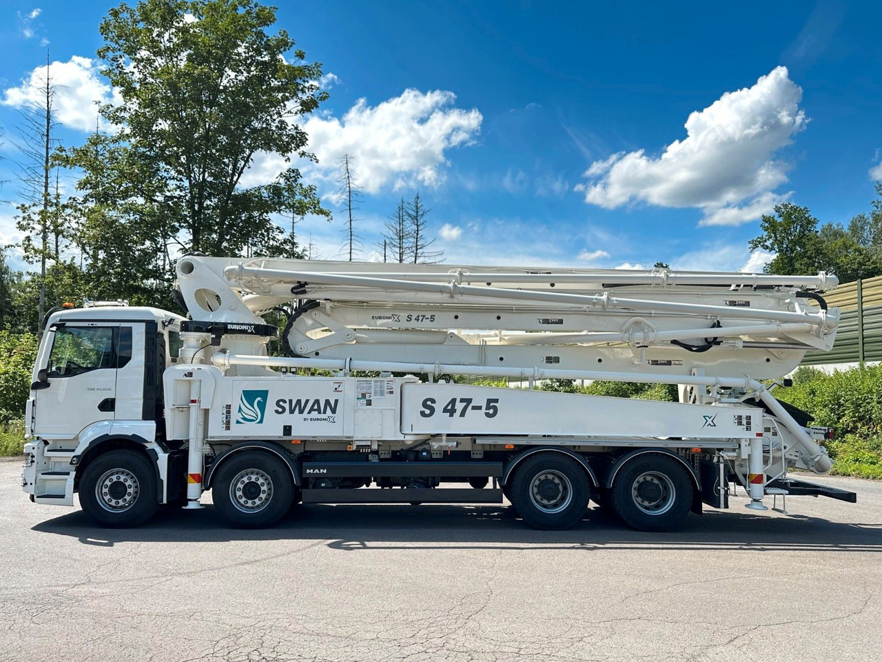MAN TGS 41.520 8x4 SWAN TSP 47-5 160RZ ( 47m ) - Betonmixer: 3 kép. MAN TGS 41.520 8x4 SWAN TSP 47-5 160RZ ( 47m ) - Betonmixer: 3 kép.