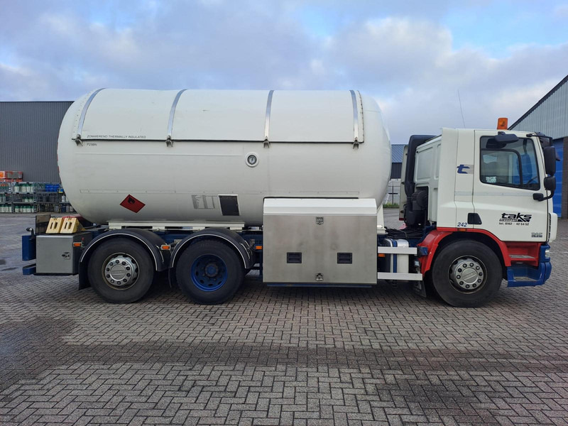 DAF FAN CF75. 6x2 -24030 L Gas tank truck -Gas, Gaz, LPG, GPL, Propane, Butane tank, Gastank ID 2.166 Rootselaar, flowmeter, pump, sunroof on tank - Tartályos teherautó: 1 kép. DAF FAN CF75. 6x2 -24030 L Gas tank truck -Gas, Gaz, LPG, GPL, Propane, Butane tank, Gastank ID 2.166 Rootselaar, flowmeter, pump, sunroof on tank - Tartályos teherautó: 1 kép.