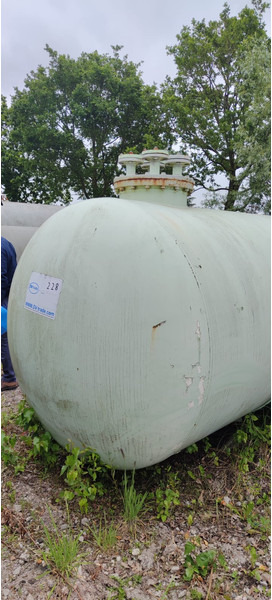 Visser LPG used Tank propaan/ Butaan 20 m3 with 1600 ⌀ Gas, Gaz, LPG Propane, Butane Used gastank ID 1.228 - Üzemanyag tartály - Teherautó: 3 kép. Visser LPG used Tank propaan/ Butaan 20 m3 with 1600 ⌀ Gas, Gaz, LPG Propane, Butane Used gastank ID 1.228 - Üzemanyag tartály - Teherautó: 3 kép.