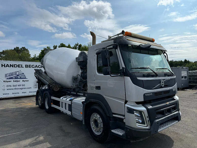 Volvo FMX 370 6x2*4, Mixer + Hydraulic-slide, 2015 - Betonmixer: 1 kép. Volvo FMX 370 6x2*4, Mixer + Hydraulic-slide, 2015 - Betonmixer: 1 kép.
