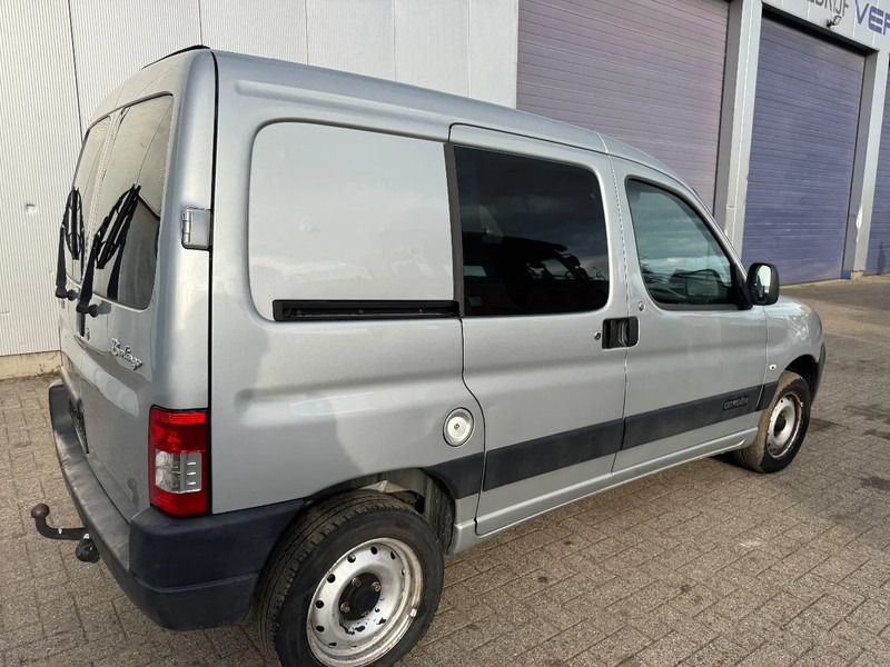 Citroën Berlingo **AIRCO-EURO4** - Kis furgon: 4 kép. Citroën Berlingo **AIRCO-EURO4** - Kis furgon: 4 kép.