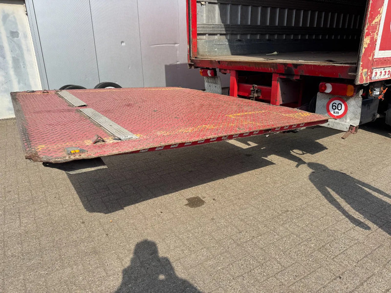 Dobozos felépítményű teherautó DAF LF 55.220 **MANUAL GEARBOX-EURO 4**: 8 kép.