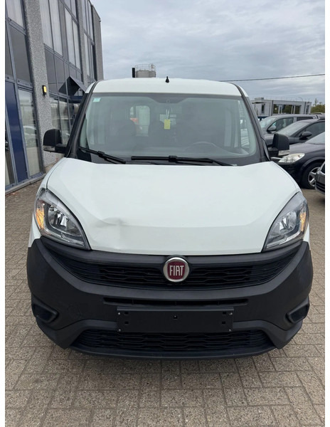 Fiat Doblò **EURO 6B-AIRCO** - Kis furgon: 2 kép. Fiat Doblò **EURO 6B-AIRCO** - Kis furgon: 2 kép.
