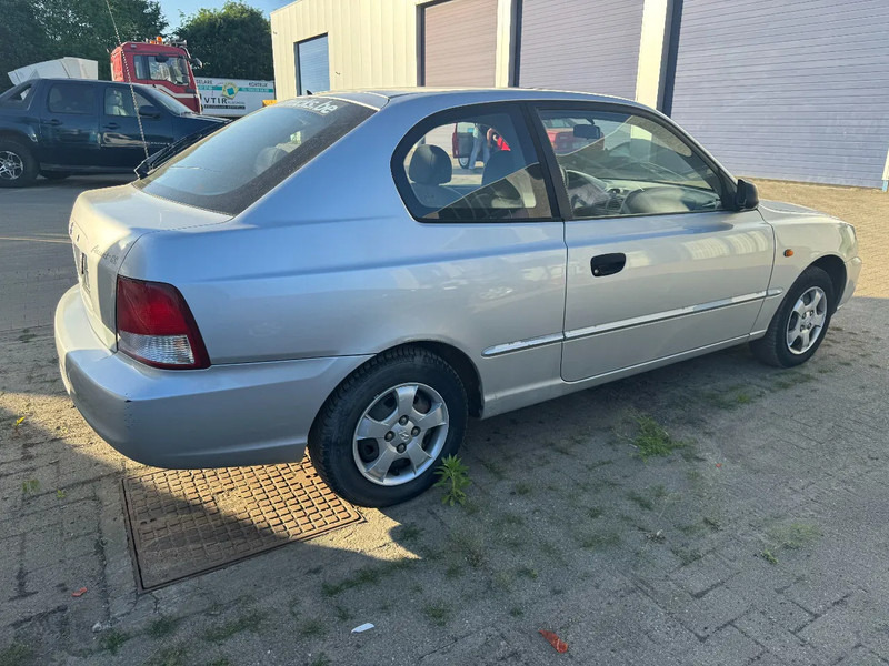 Hyundai Accent **PETROL-ESSENCE-BELGIUM CAR** - Szedán: 4 kép. Hyundai Accent **PETROL-ESSENCE-BELGIUM CAR** - Szedán: 4 kép.