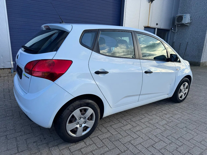 Kia Venga **EURO 5-AIRCO** - Autó: 4 kép. Kia Venga **EURO 5-AIRCO** - Autó: 4 kép.