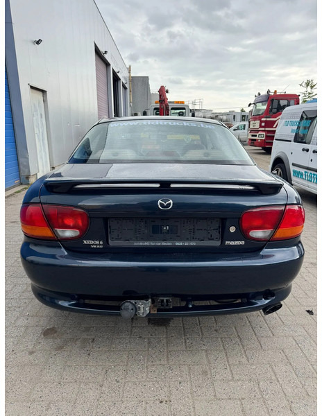 Mazda Xedos **XEDOS 6-2.0 V6-AC** - Szedán: 5 kép. Mazda Xedos **XEDOS 6-2.0 V6-AC** - Szedán: 5 kép.