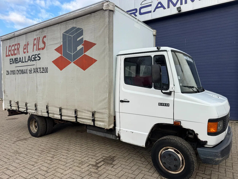 Mercedes-Benz **611D-FRENCH ORIGIN** - Ponyvás teherautó: 3 kép. Mercedes-Benz **611D-FRENCH ORIGIN** - Ponyvás teherautó: 3 kép.