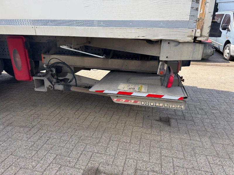 Hűtős teherautó Mercedes-Benz Antos 1827 **BLUETEC 6-FRENCH TRUCK-8,70L BOX**: 12 kép.
