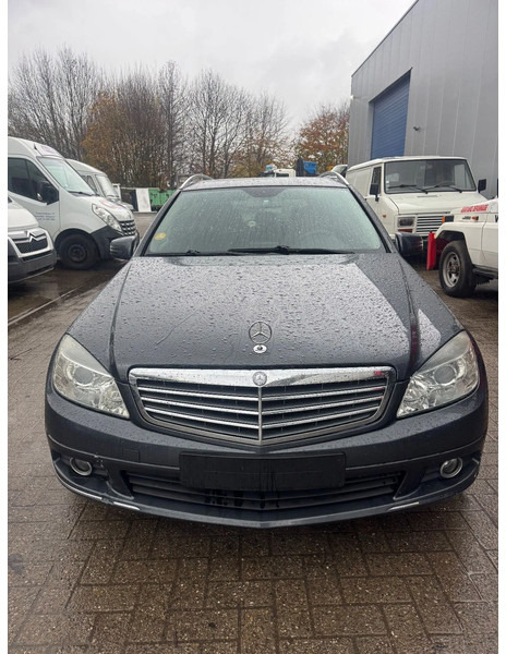 Mercedes-Benz C-Klasse **C200CDI-EURO 5-BELGIAN ORIGINE** - Autó: 2 kép. Mercedes-Benz C-Klasse **C200CDI-EURO 5-BELGIAN ORIGINE** - Autó: 2 kép.