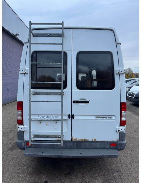 Mercedes-Benz Sprinter 311 **BELGIAN ORIGINE** - Furgon: 5 kép. Mercedes-Benz Sprinter 311 **BELGIAN ORIGINE** - Furgon: 5 kép.