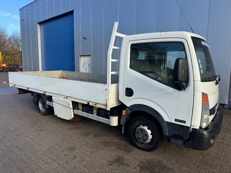 Nissan CABSTAR **EURO 5B-BELGIAN ORIGINE-ONLY 95000KM** - Platós teherautó: 3 kép. Nissan CABSTAR **EURO 5B-BELGIAN ORIGINE-ONLY 95000KM** - Platós teherautó: 3 kép.