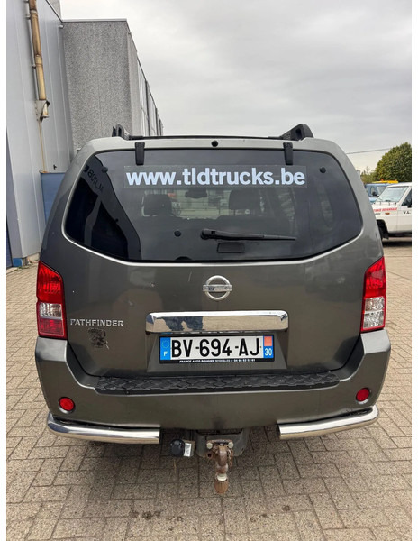 Nissan Pathfinder **AIRCO-EURO 3-7 SEATS** - Autó: 5 kép. Nissan Pathfinder **AIRCO-EURO 3-7 SEATS** - Autó: 5 kép.