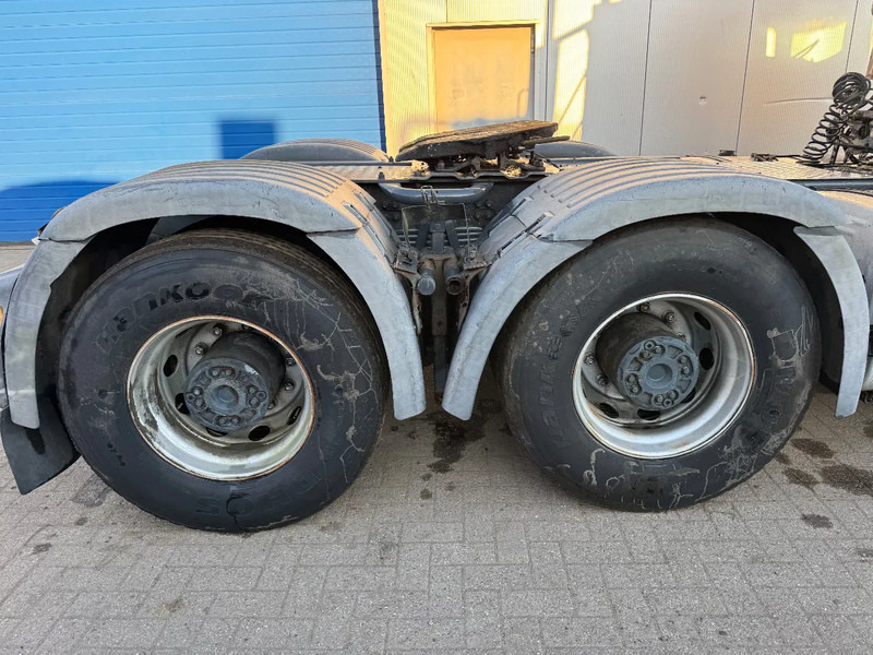 Scania R144-530 V8 **144G530-V8-FRENCH TRUCK** - Nyergesvontató: 5 kép. Scania R144-530 V8 **144G530-V8-FRENCH TRUCK** - Nyergesvontató: 5 kép.