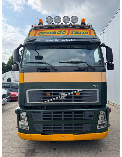 Volvo FH 480 **6X2-BELGIAN TRUCK-MANUAL GEARBOX** - Nyergesvontató: 2 kép. Volvo FH 480 **6X2-BELGIAN TRUCK-MANUAL GEARBOX** - Nyergesvontató: 2 kép.