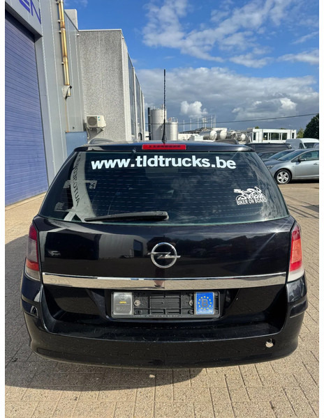 Opel Astra **1700CDTI-AIRCO-EURO 4** - Kombi: 4 kép. Opel Astra **1700CDTI-AIRCO-EURO 4** - Kombi: 4 kép.