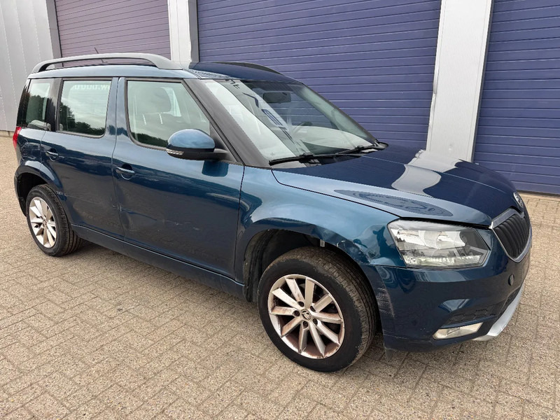 Škoda Yeti **EURO 6B-AC-BE CAR** - Autó: 3 kép. Škoda Yeti **EURO 6B-AC-BE CAR** - Autó: 3 kép.