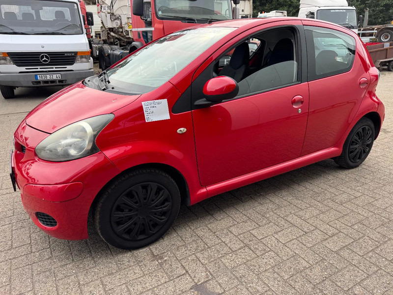 Toyota Aygo **5DOORS-BELGIAN CAR** - Hatchback: 1 kép. Toyota Aygo **5DOORS-BELGIAN CAR** - Hatchback: 1 kép.