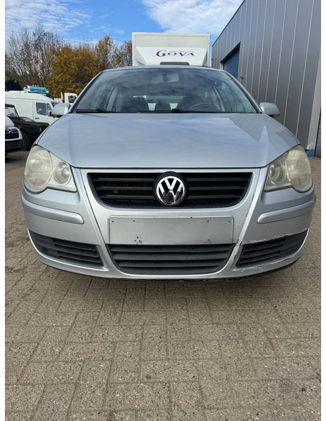 Volkswagen Polo **EURO4-1198CC-BELGIAN CAR** - Szedán: 2 kép. Volkswagen Polo **EURO4-1198CC-BELGIAN CAR** - Szedán: 2 kép.