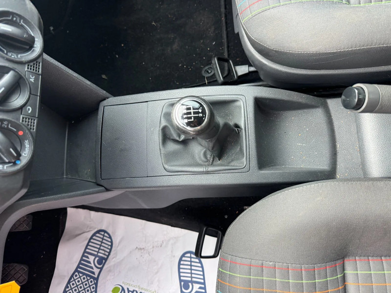 Szedán Volkswagen Polo **EURO4-1198CC-BELGIAN CAR**: 12 kép.