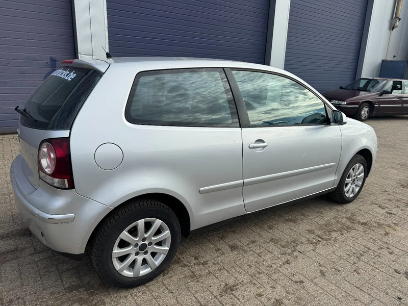 Volkswagen Polo **EURO4-1198CC-BELGIAN CAR** - Szedán: 4 kép. Volkswagen Polo **EURO4-1198CC-BELGIAN CAR** - Szedán: 4 kép.