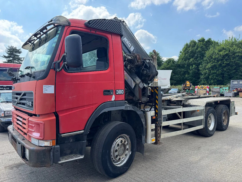 Volvo FM 12.380 **6X6-BELGIAN TRUCK-FULL STEEL-BIG AXXLE** - Horgos rakodó teherautó, Darus autó: 3 kép. Volvo FM 12.380 **6X6-BELGIAN TRUCK-FULL STEEL-BIG AXXLE** - Horgos rakodó teherautó, Darus autó: 3 kép.